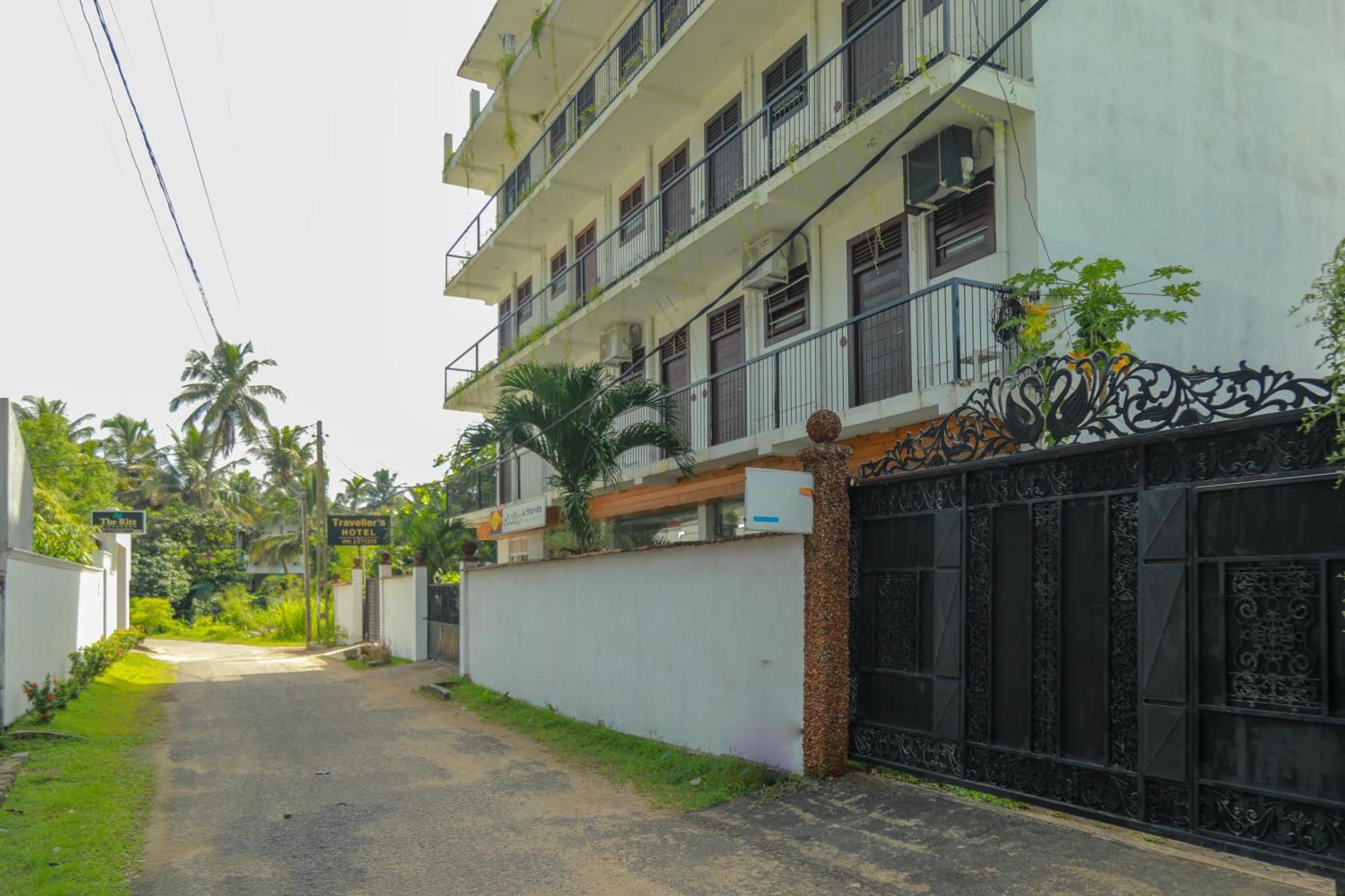 Traveller'S Hotel Hikkaduwa Esterno foto